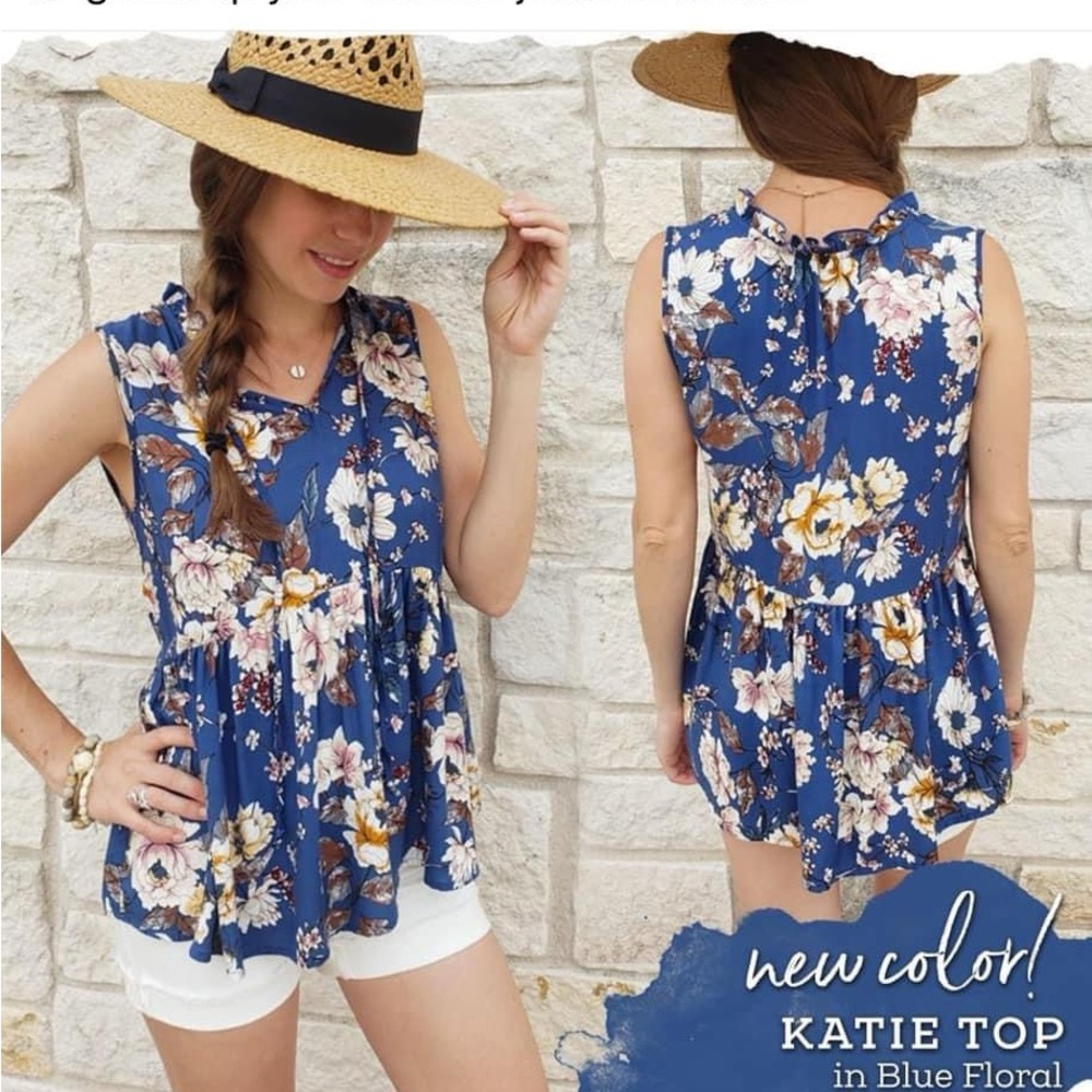 Grace & Lace Floral Sleeveless Katie Top in Blue and Cream